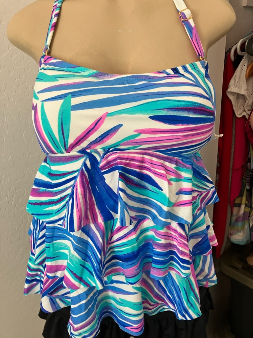 Island Escape Blue Turquoise Pink White Ruffled Tankini Top